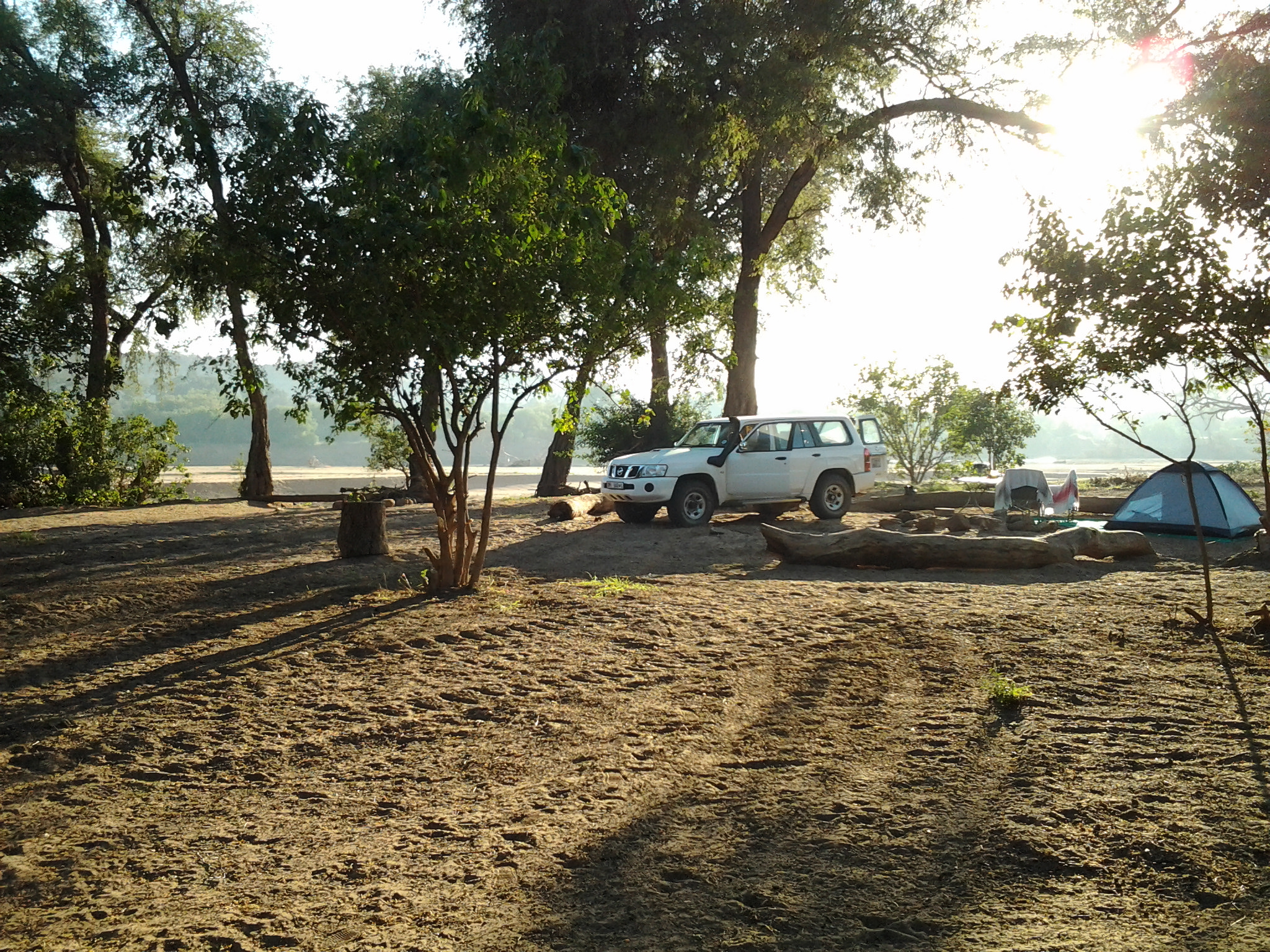 Ratho camp site +/- km's west of Pont drift. For those who like it rough